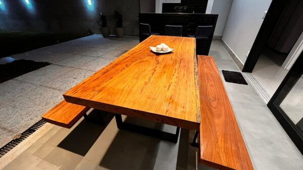 Mesa de Madeira Maciça 1 - Imagem 2